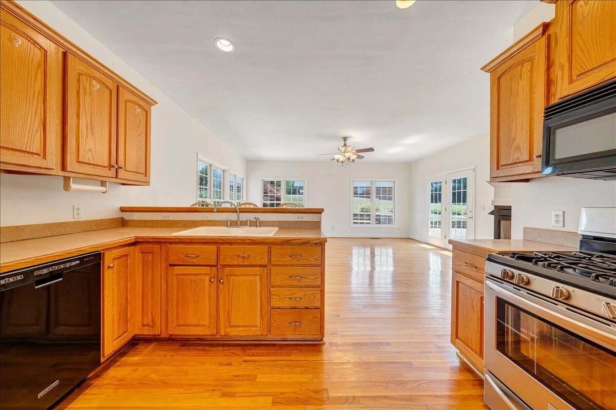 1619 Sterling Place CIR - Photo 25