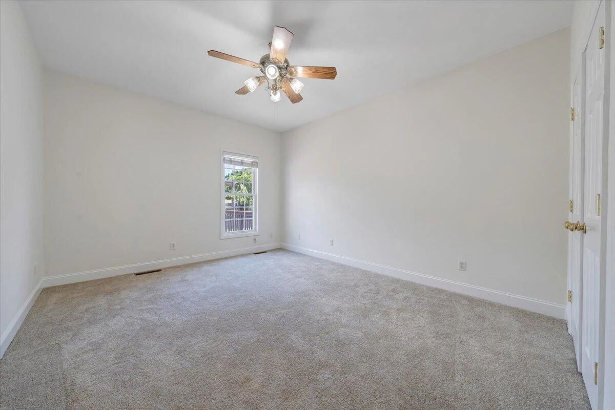 1619 Sterling Place CIR - Photo 35
