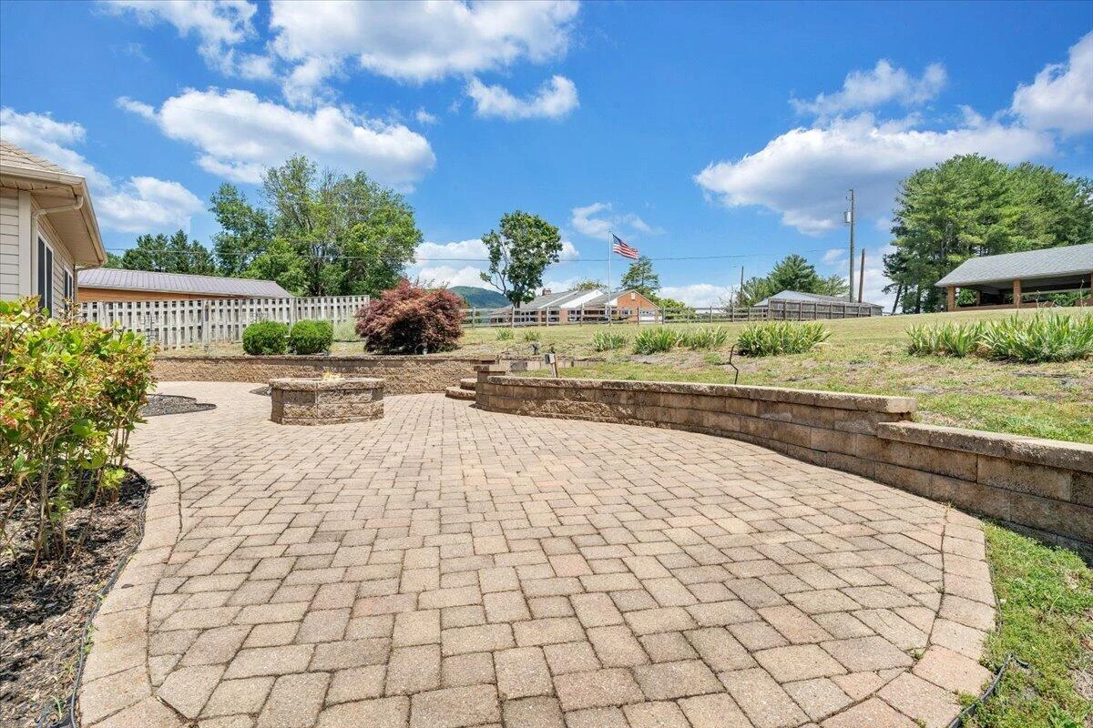 1619 Sterling Place CIR - Photo 64