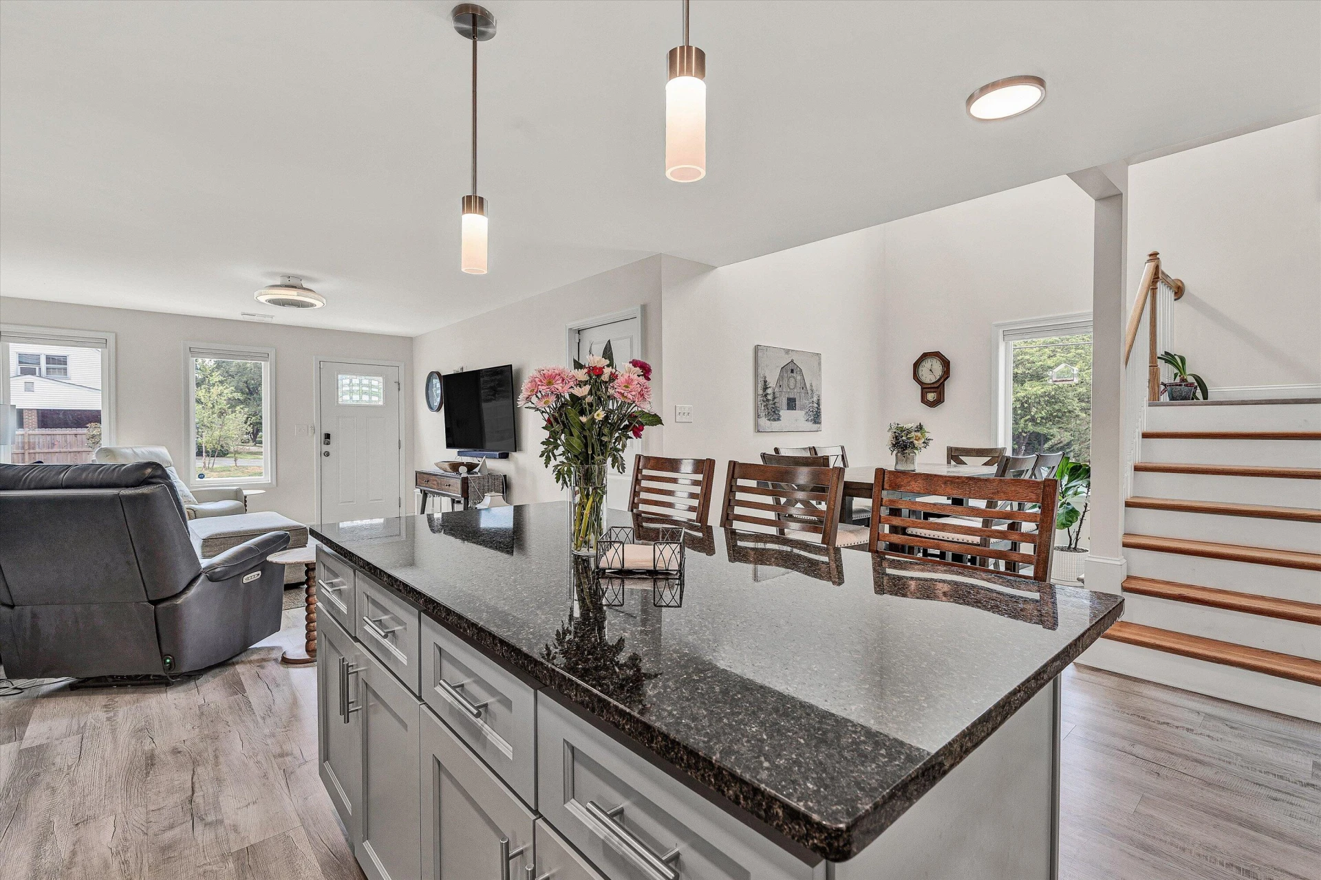 140 W Calhoun ST - Photo 10