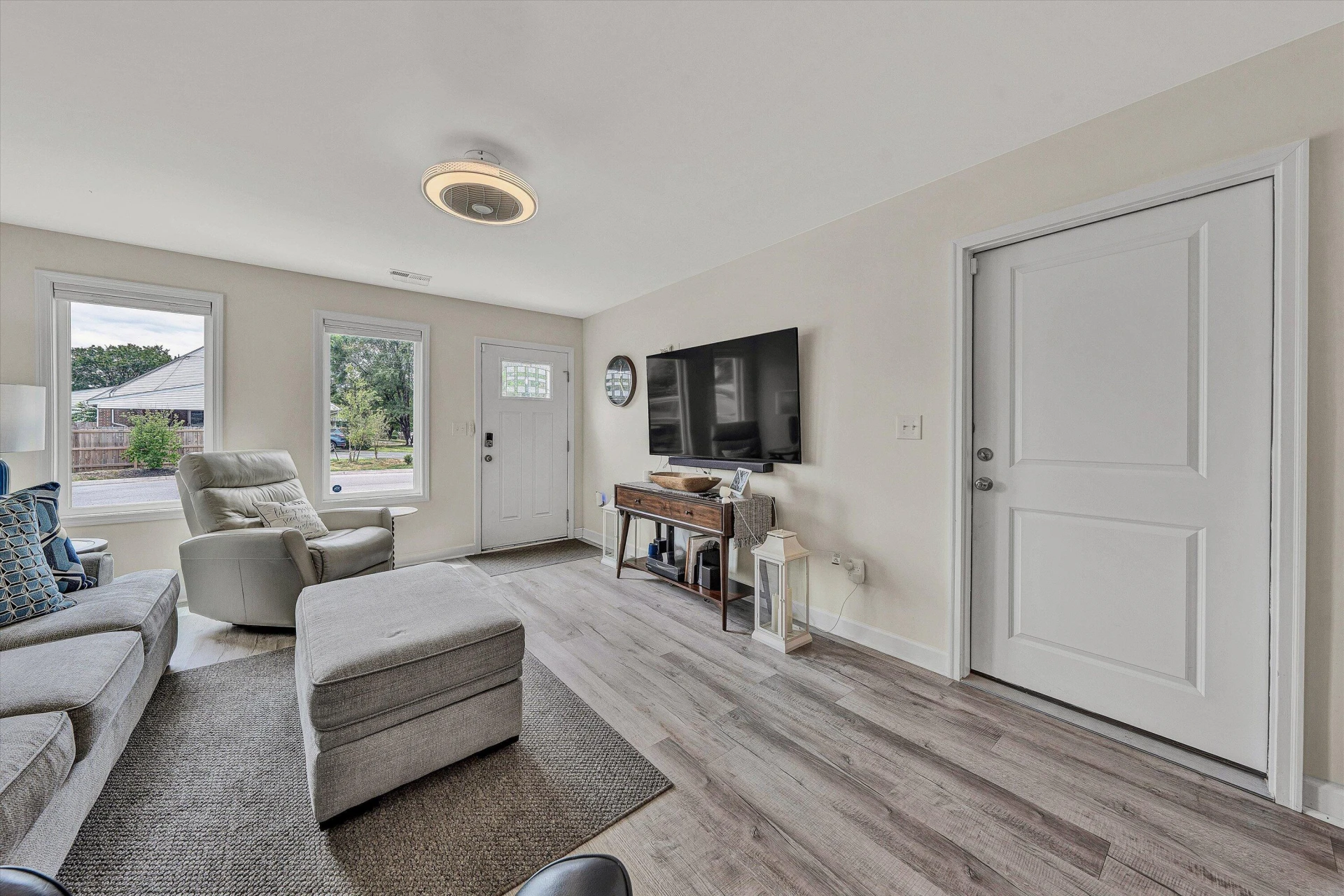 140 W Calhoun ST - Photo 15