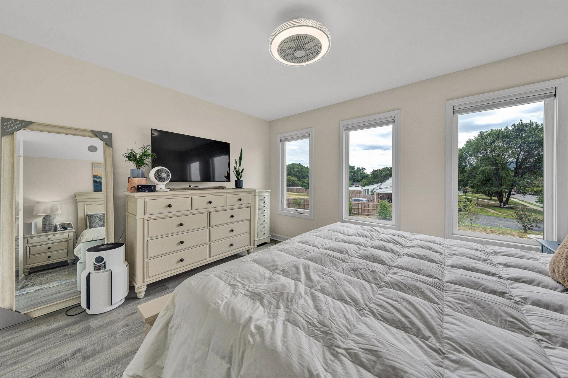 140 W Calhoun ST - Photo 18