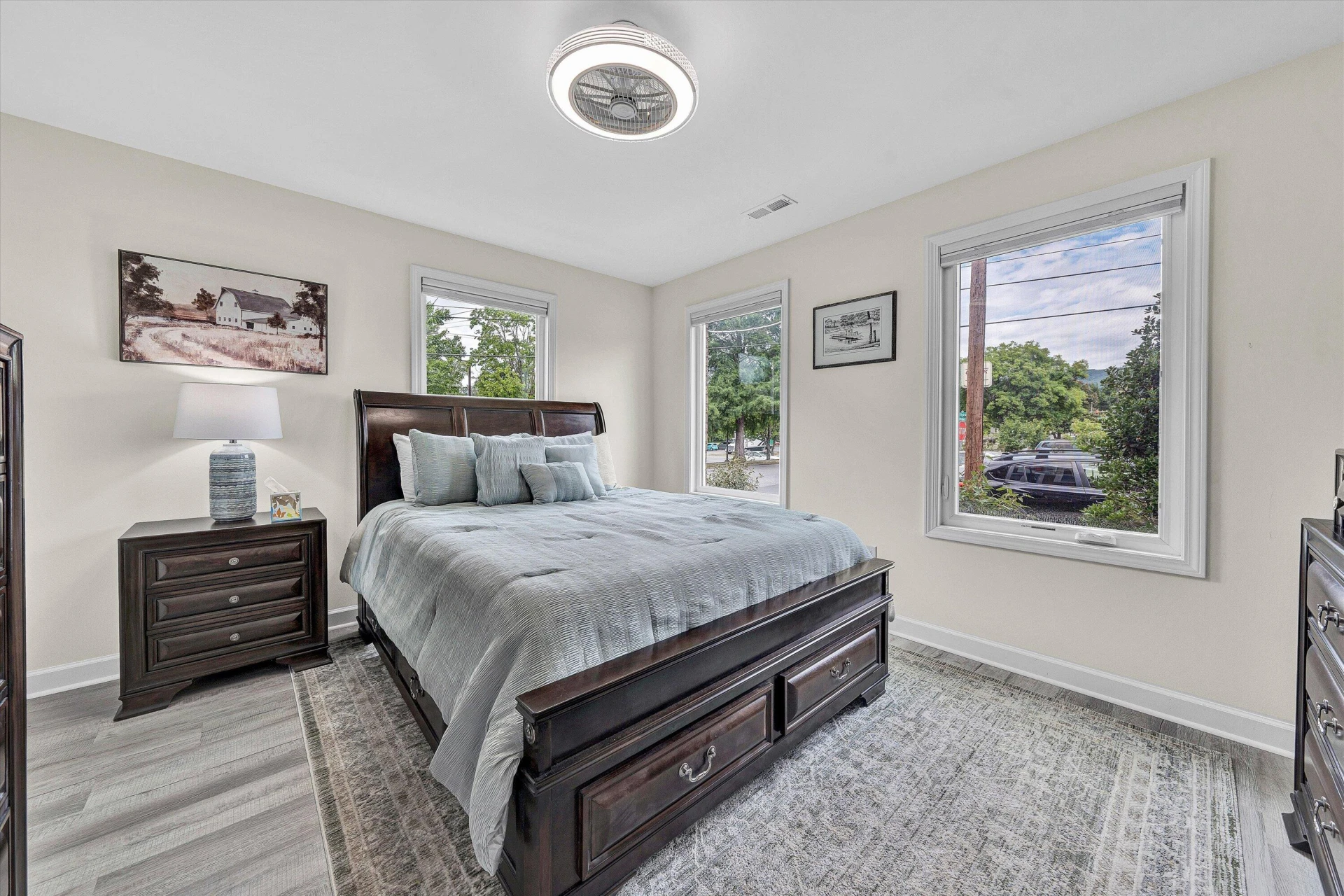 140 W Calhoun ST - Photo 6