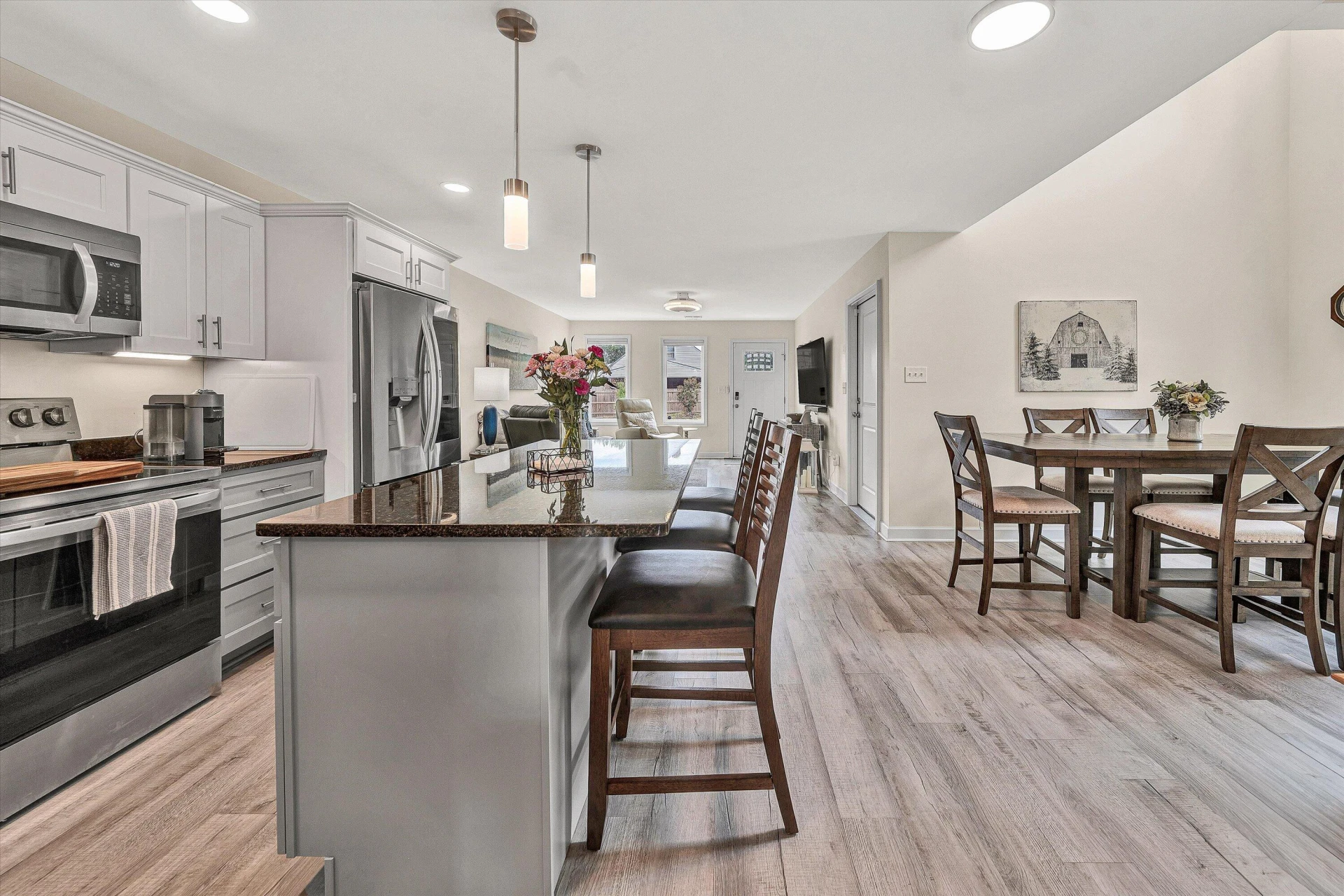 140 W Calhoun ST - Photo 8