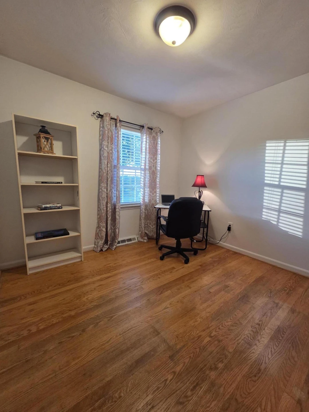 1055 Broadhill DR - Photo 19