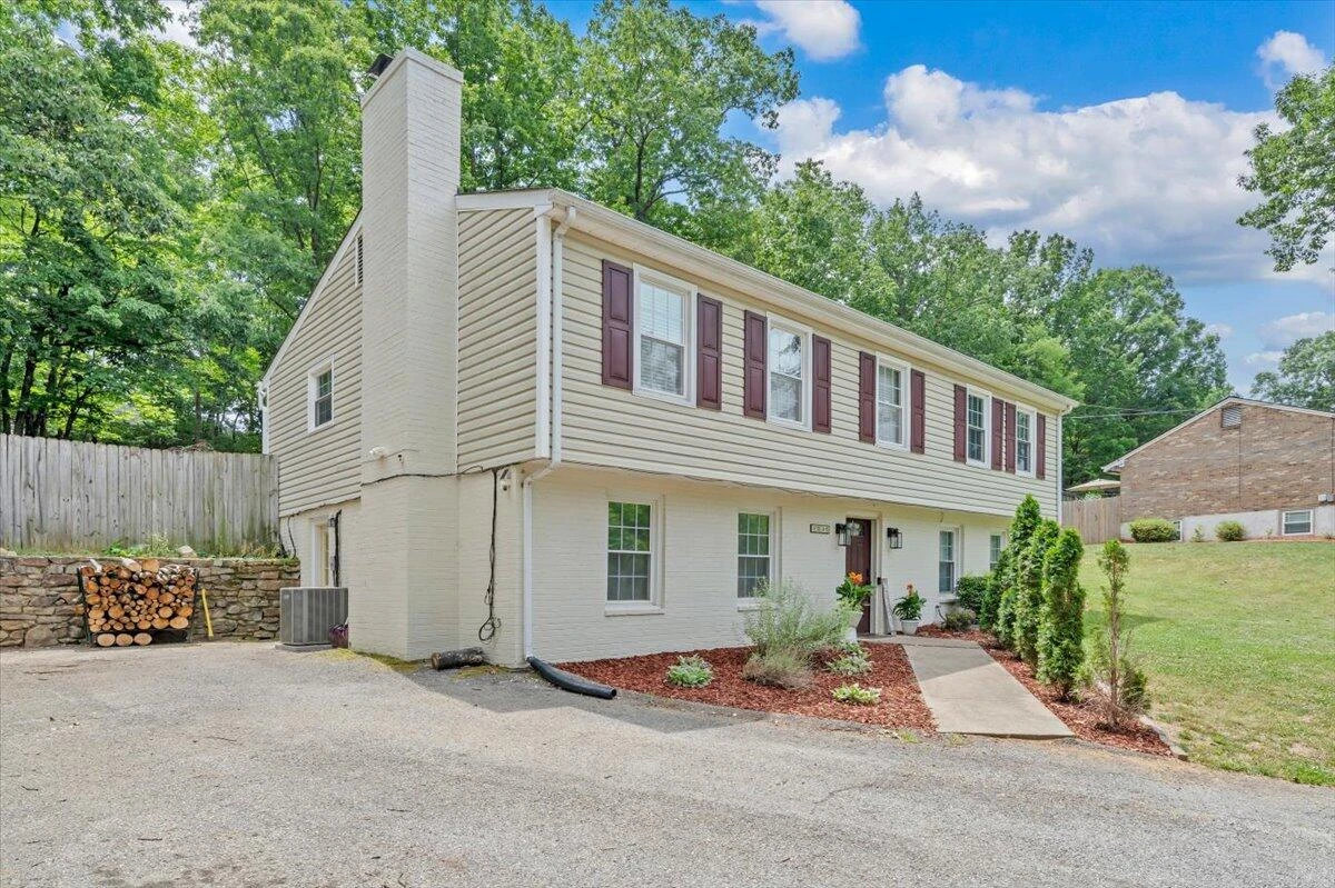 3030 Sedgefield RD SW - Photo 4