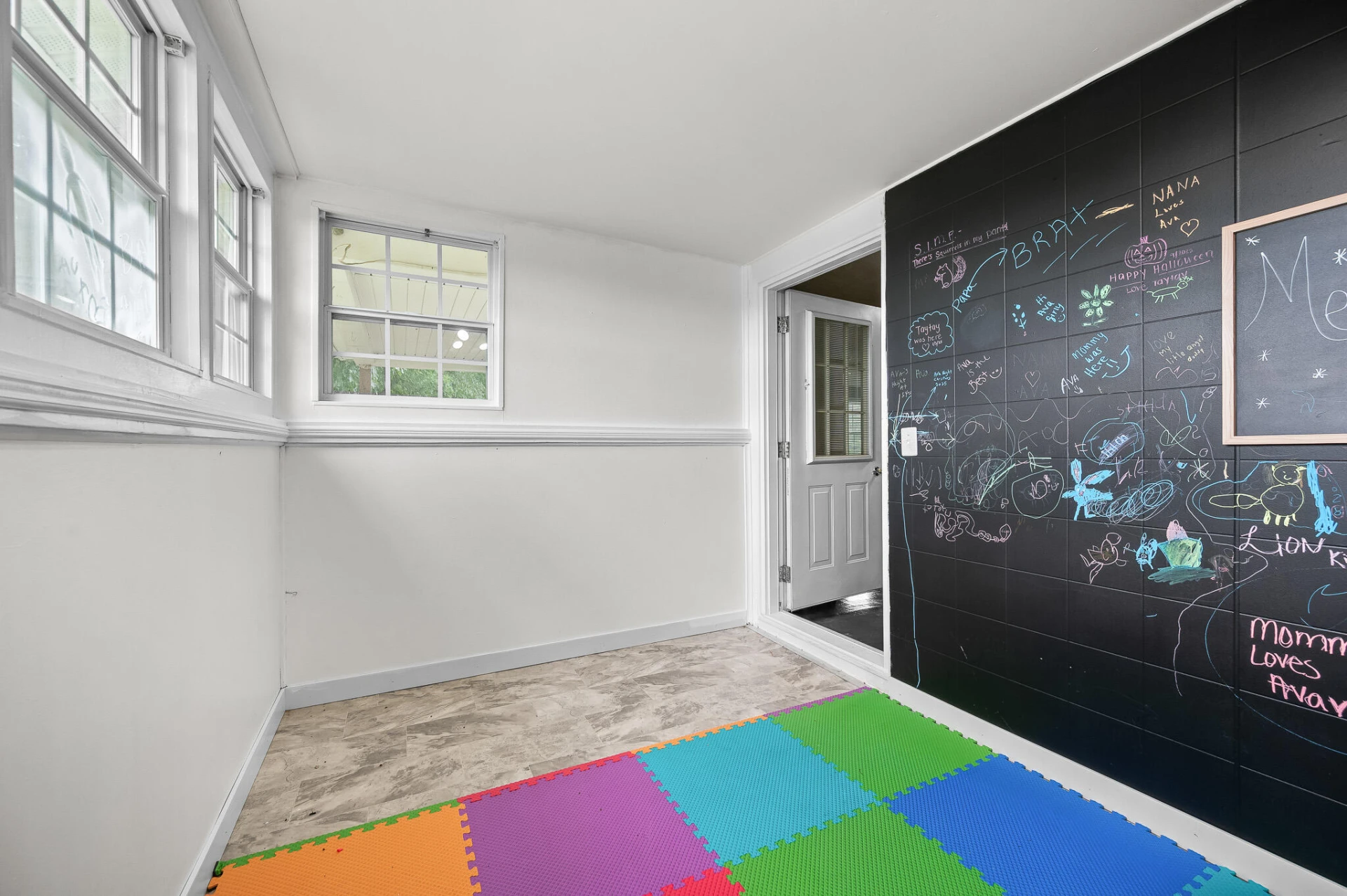 1560 Quarles RD - Photo 16