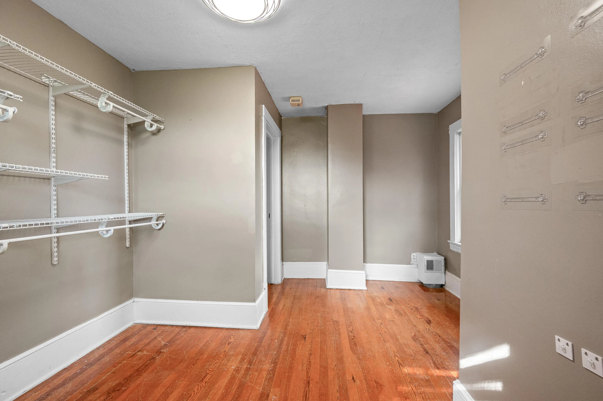 1560 Quarles RD - Photo 36