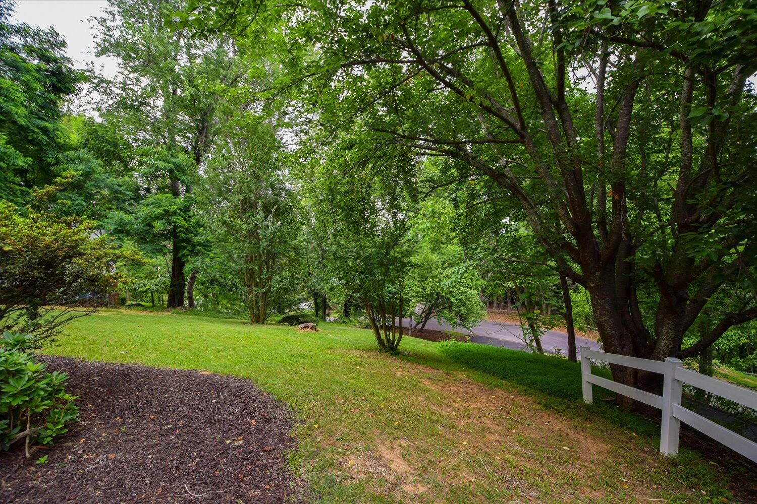5448 Highfields RD - Photo 36