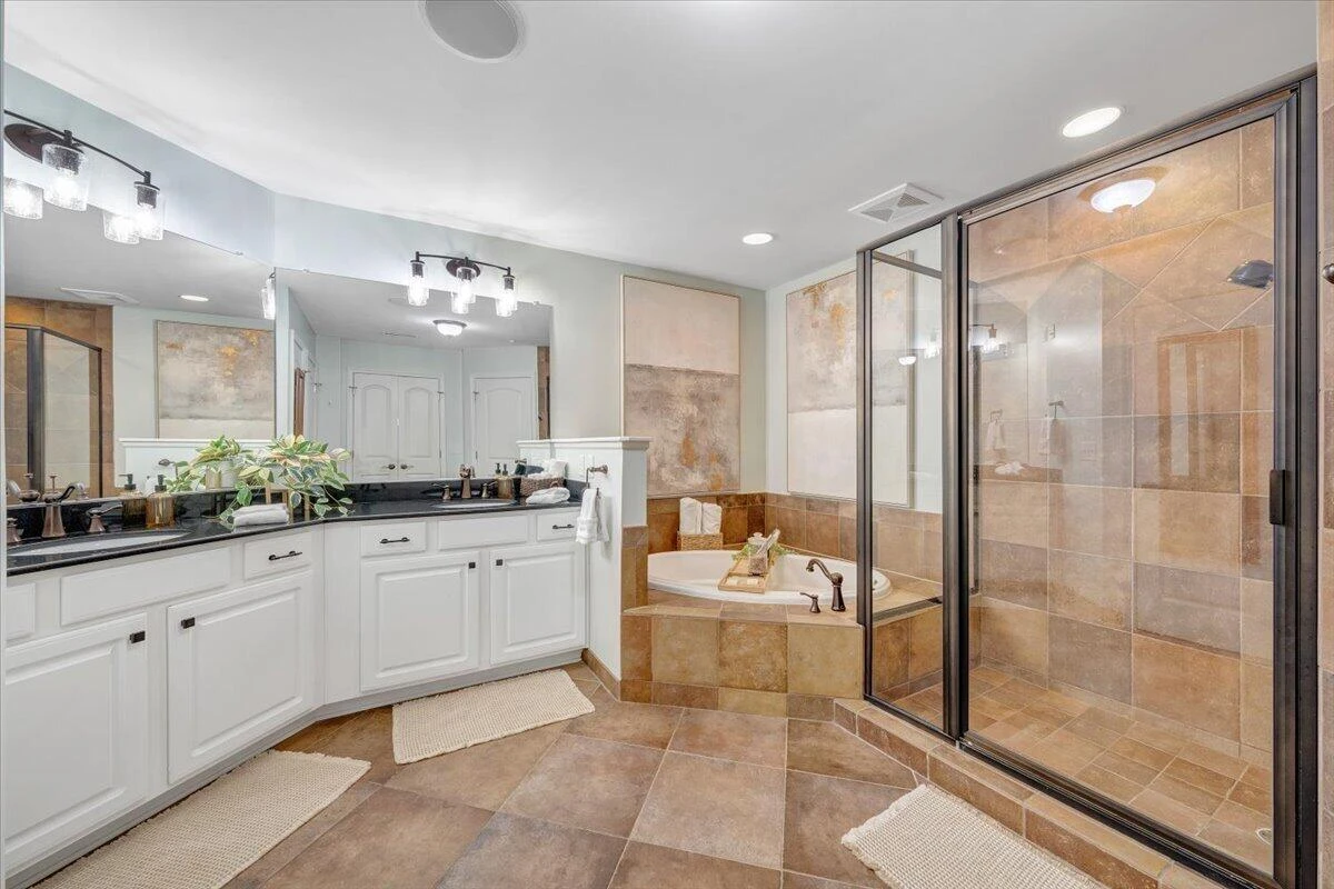 100 BRIDGEWATER POINTE PL #404 - Photo 24