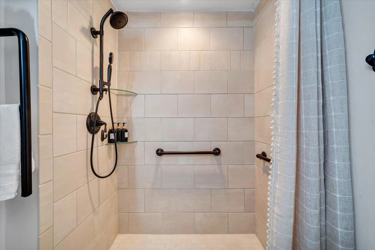 100 BRIDGEWATER POINTE PL #404 - Photo 31
