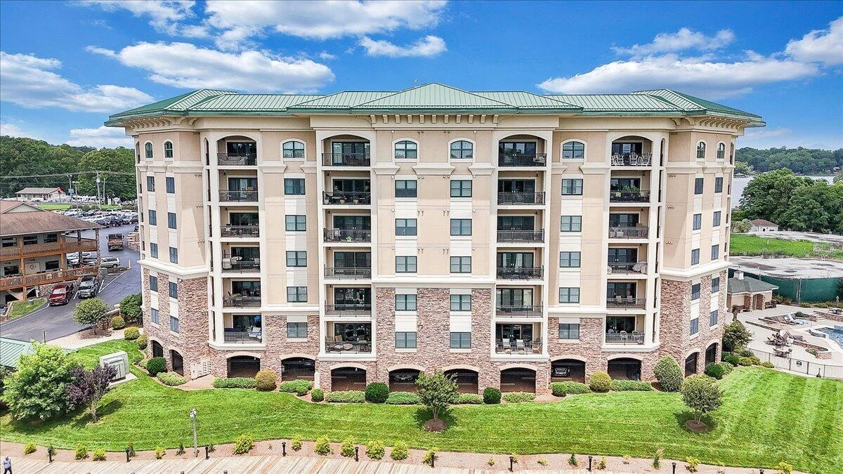 100 BRIDGEWATER POINTE PL #404 - Photo 41