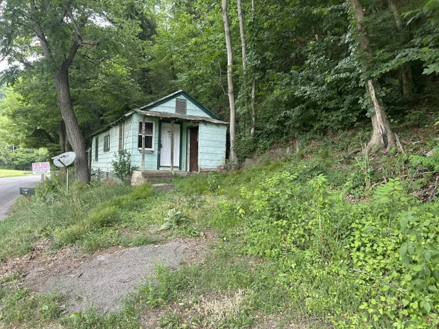 1716 Alleghany Spring Rd RD, Shawsville, VA, 24162