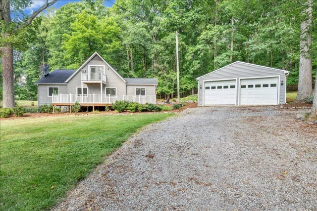 105 Windlass CT, Moneta, VA, 24121