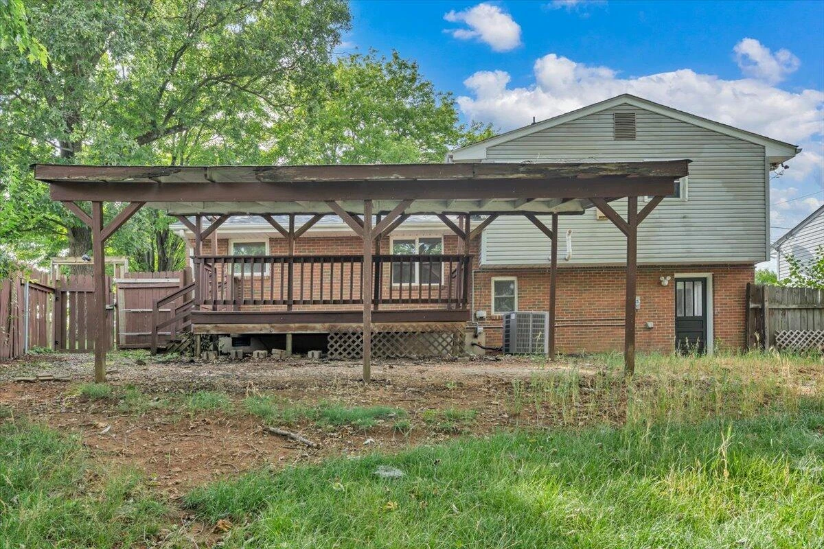 678 E Augusta AVE - Photo 34