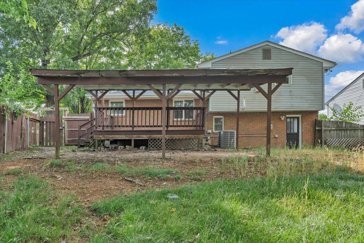678 E Augusta AVE - Photo 35
