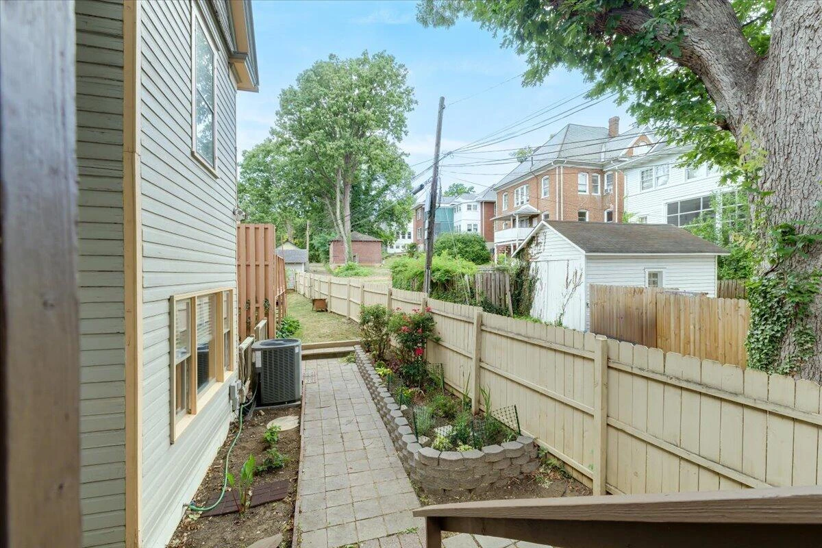 357 Woods AVE SW #357 - Photo 12
