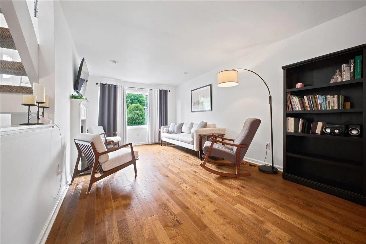 357 Woods AVE SW #357 - Photo 4