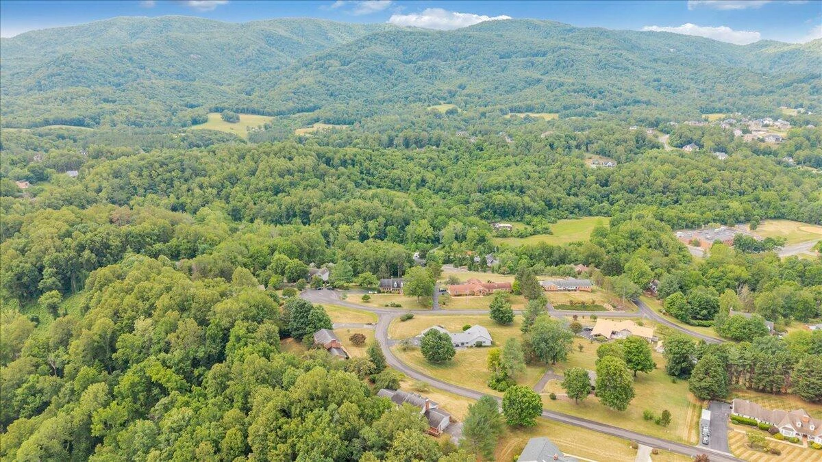 7031 Highfields Farm TRL - Photo 88