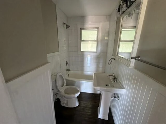 2816 Sweetbrier AVE SW - Photo 8