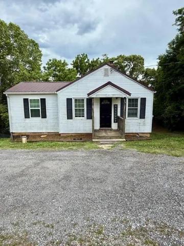 4897 Falling Creek RD