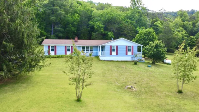 401 Big Cedar DR, Hot Springs, VA, 24445