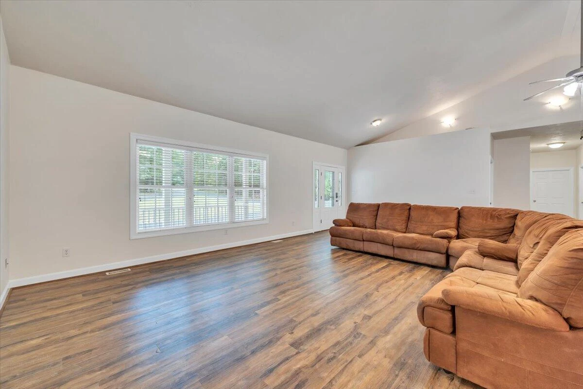 2677 Tolers Ferry RD - Photo 10