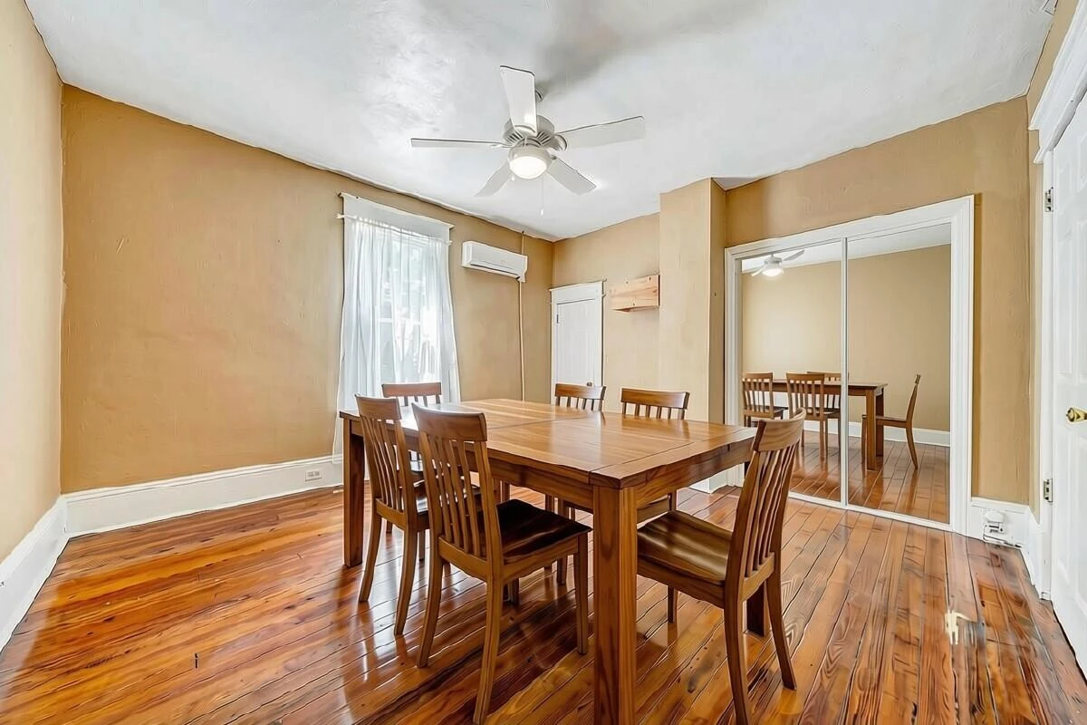 916 Madison AVE NW - Photo 13