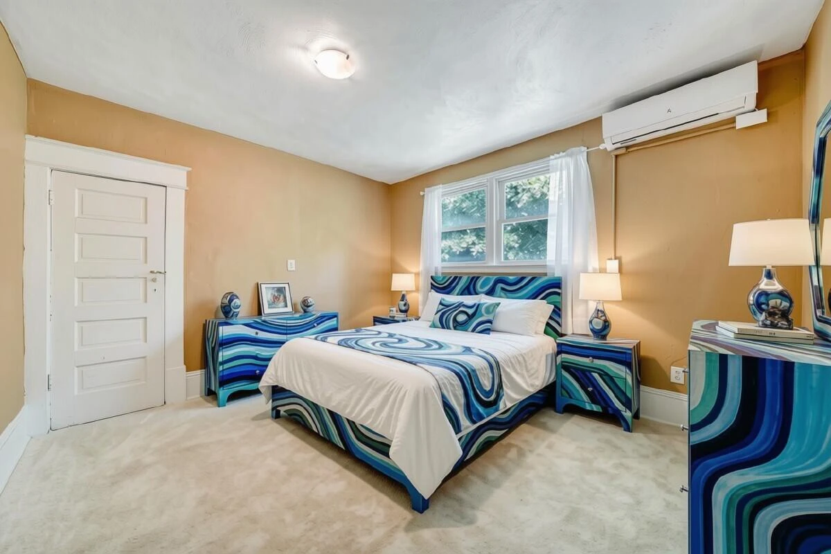 916 Madison AVE NW - Photo 29