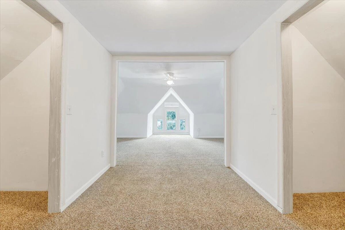 916 Madison AVE NW - Photo 47