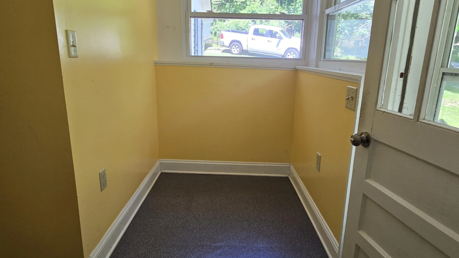 508 Piedmont ST - Photo 3