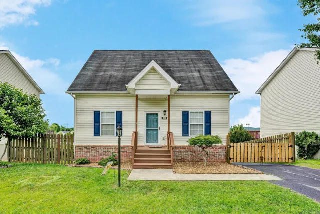 135 Wistaria DR, Christiansburg, VA, 24073