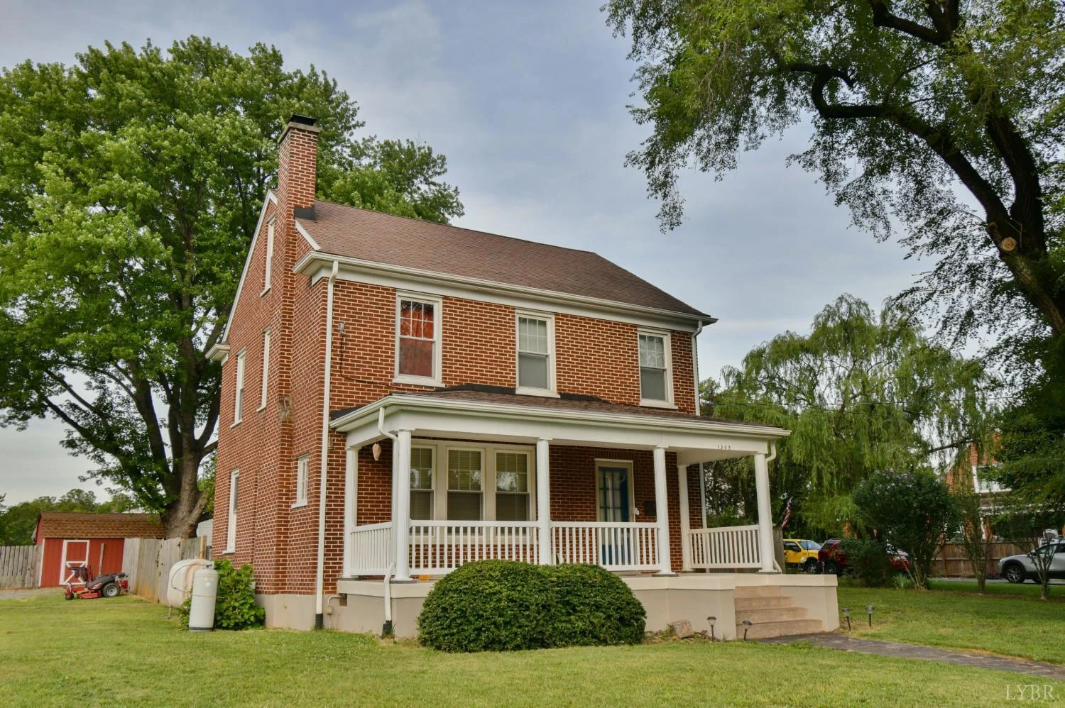 1305 Park ST - Photo 2