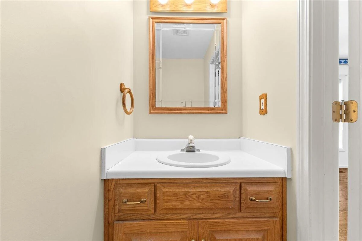 282 Four Seasons DR - Photo 11