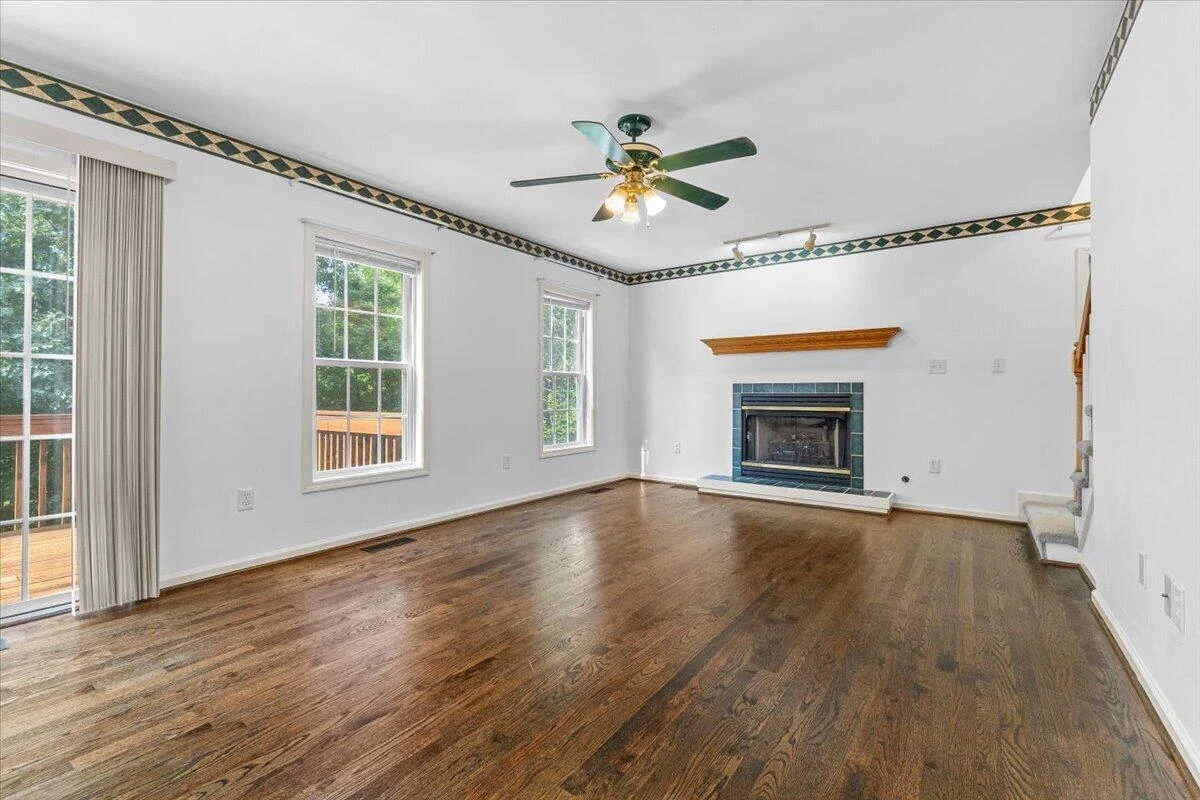 282 Four Seasons DR - Photo 12