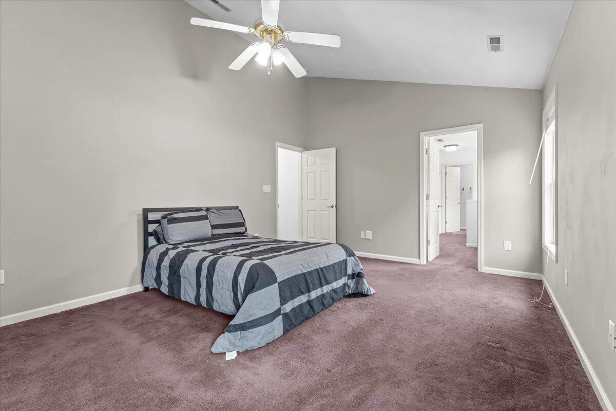 282 Four Seasons DR - Photo 25