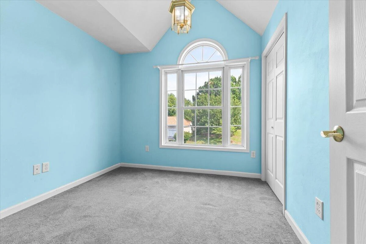 282 Four Seasons DR - Photo 32