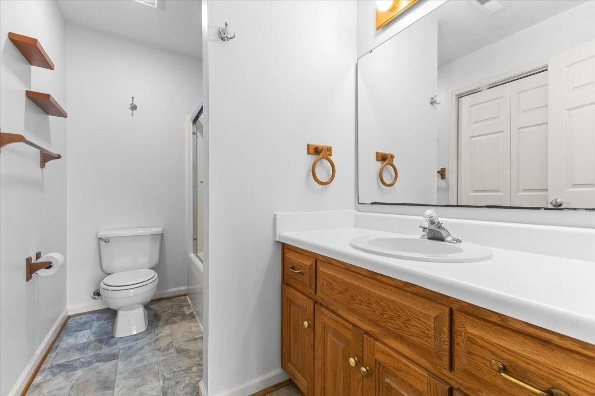 282 Four Seasons DR - Photo 33