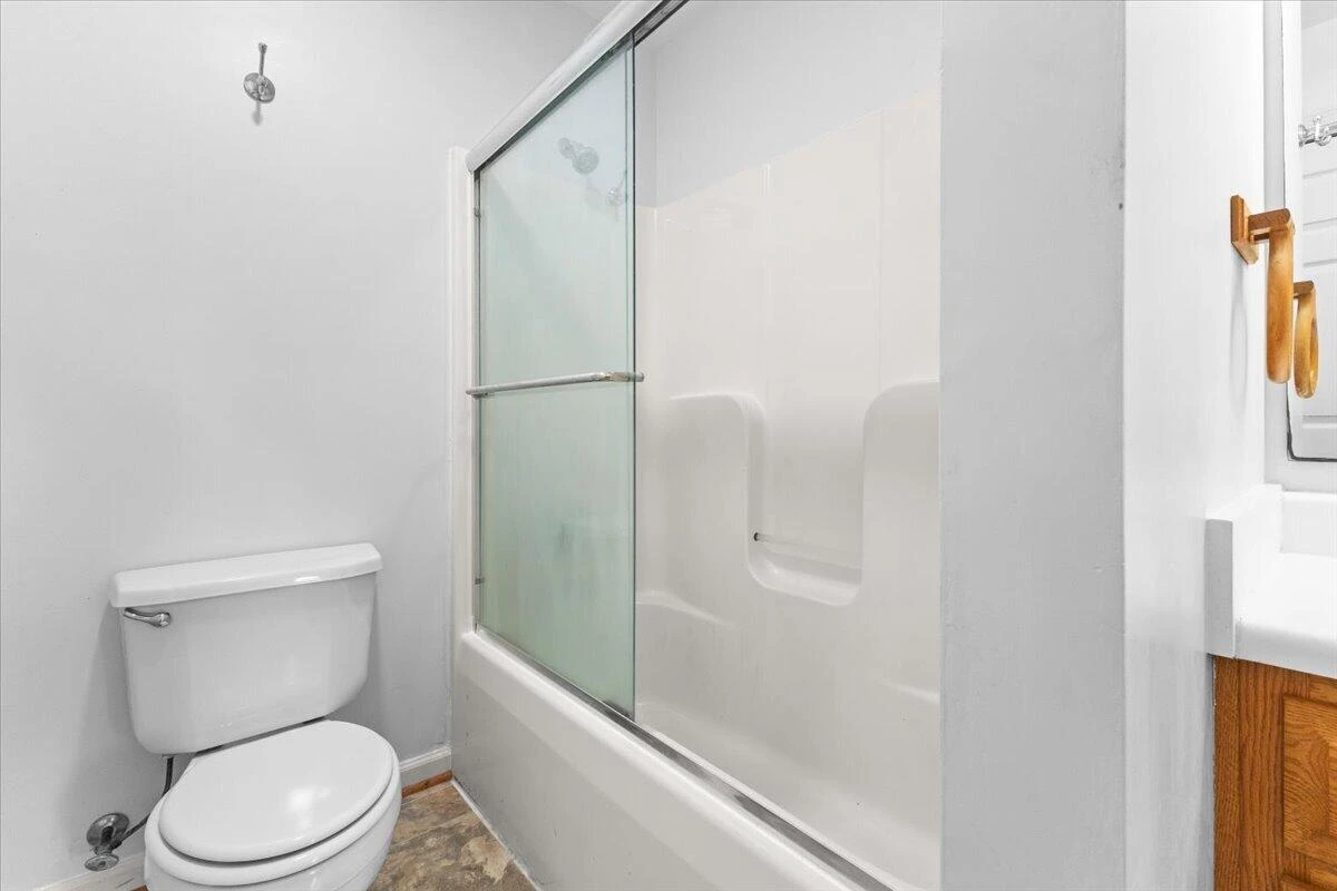 282 Four Seasons DR - Photo 34