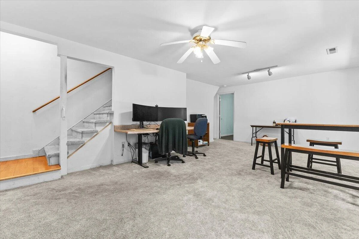 282 Four Seasons DR - Photo 43