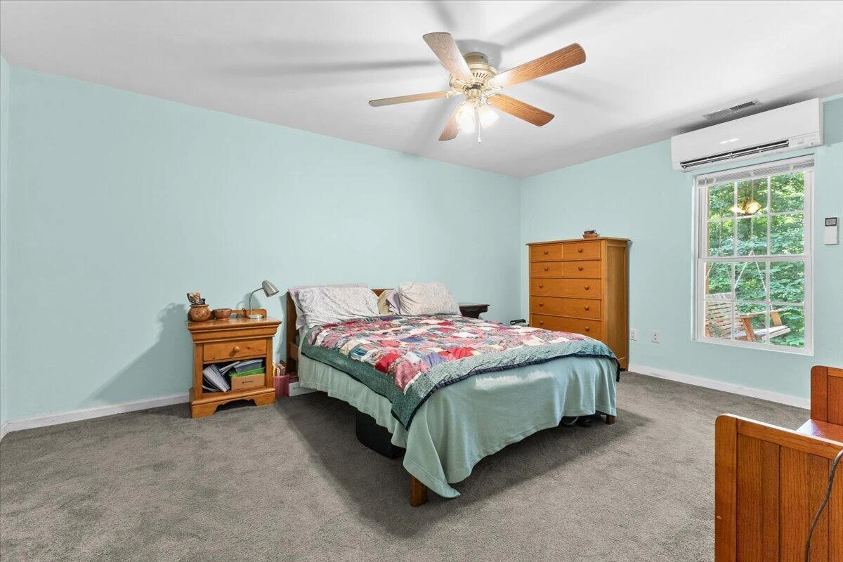 282 Four Seasons DR - Photo 47