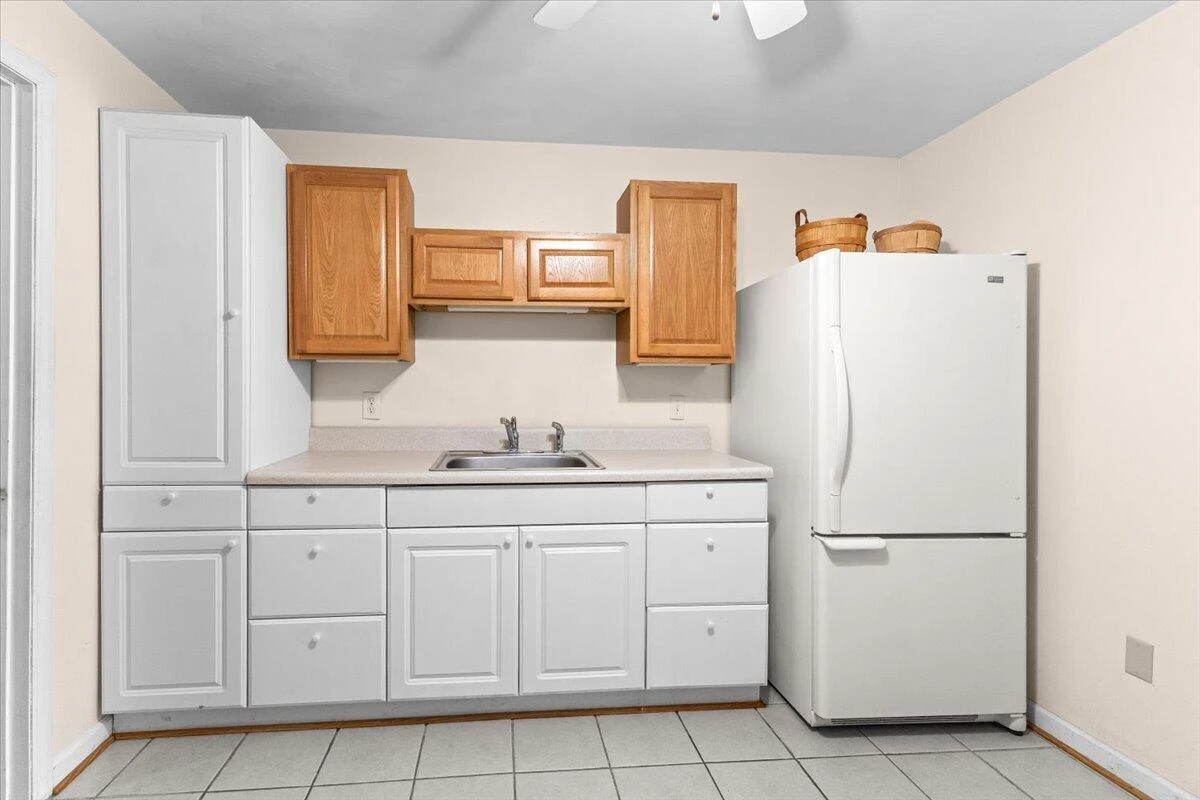 282 Four Seasons DR - Photo 49