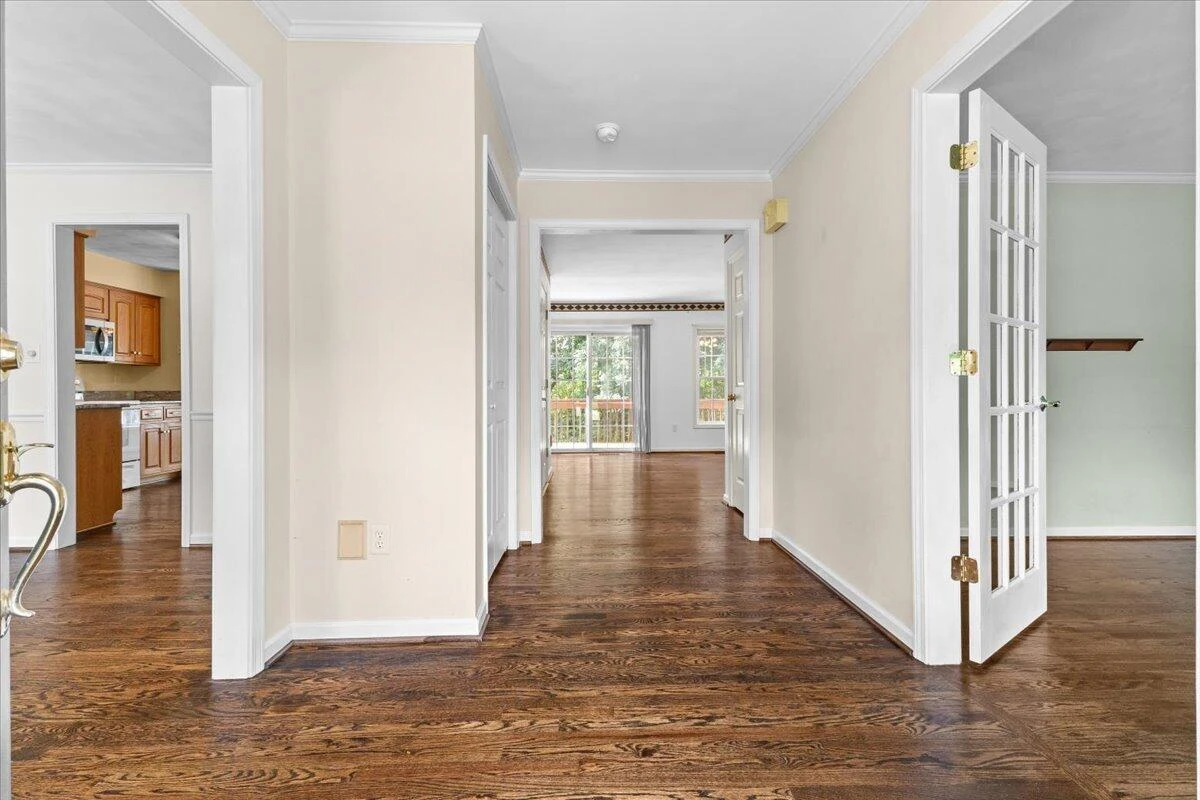 282 Four Seasons DR - Photo 7