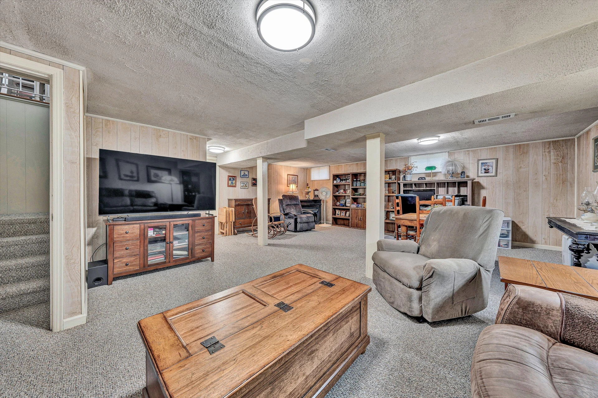 3063 Pebble DR - Photo 14
