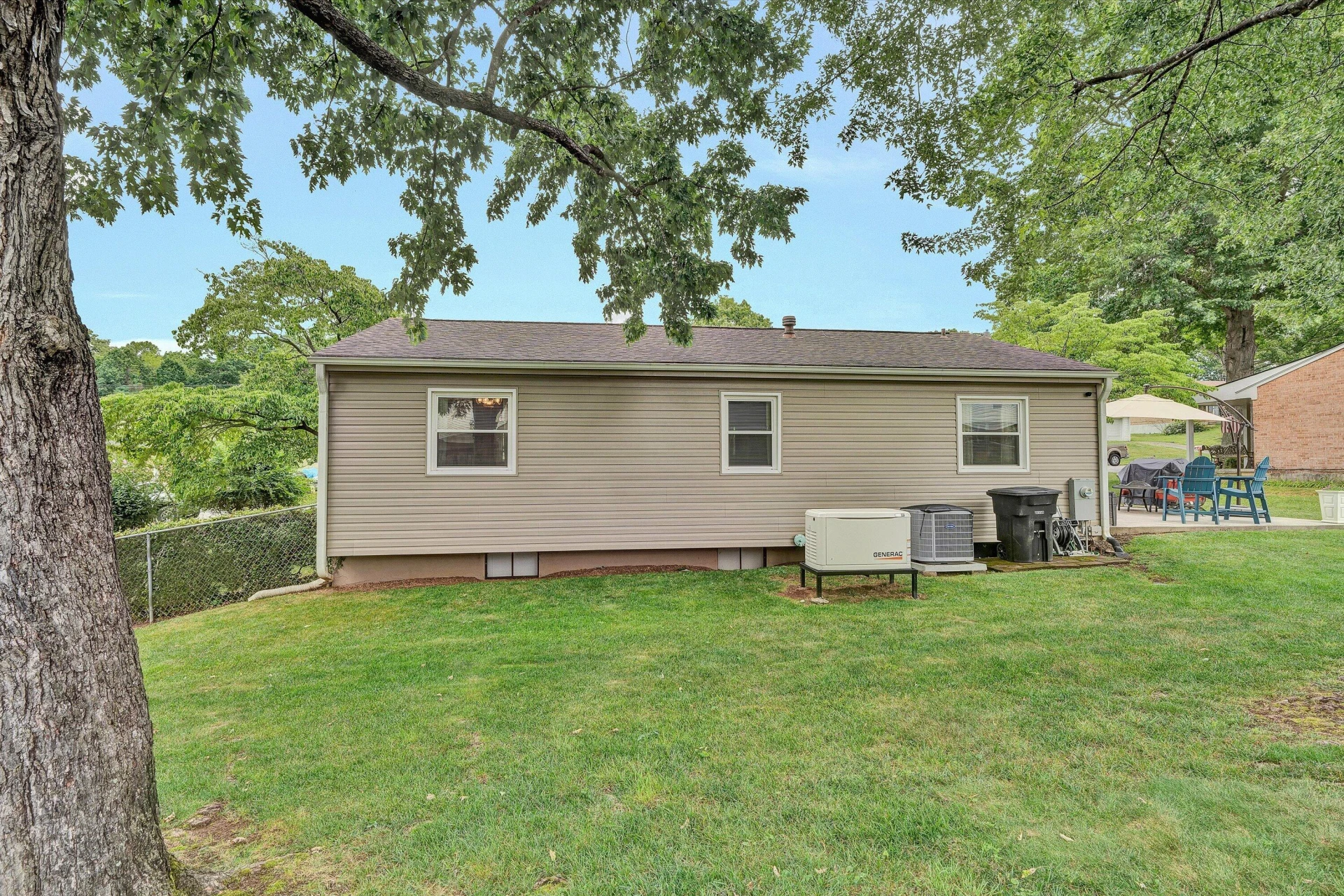 3063 Pebble DR - Photo 4
