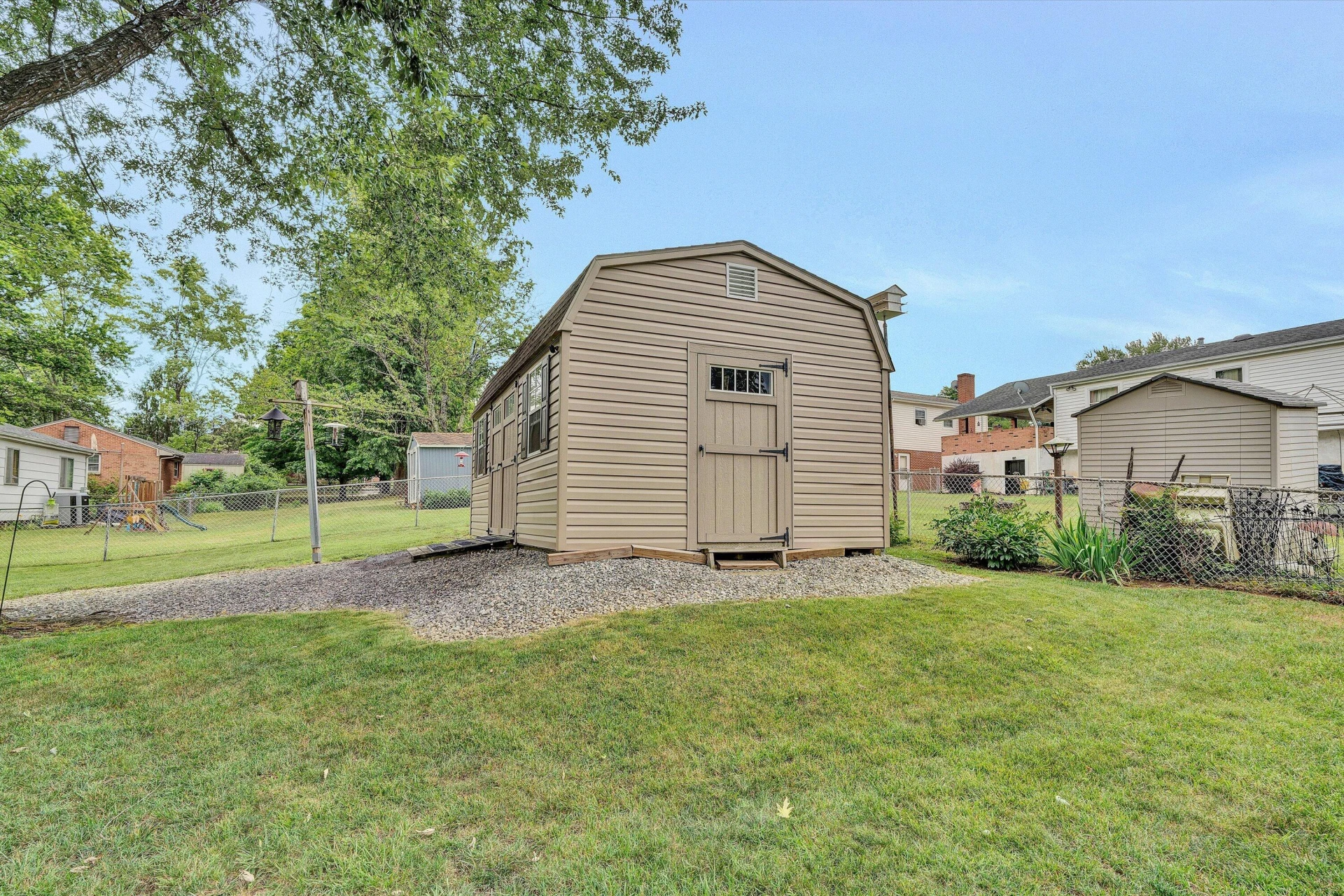 3063 Pebble DR - Photo 5