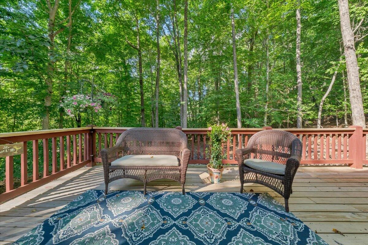 109 Creeden DR - Photo 36