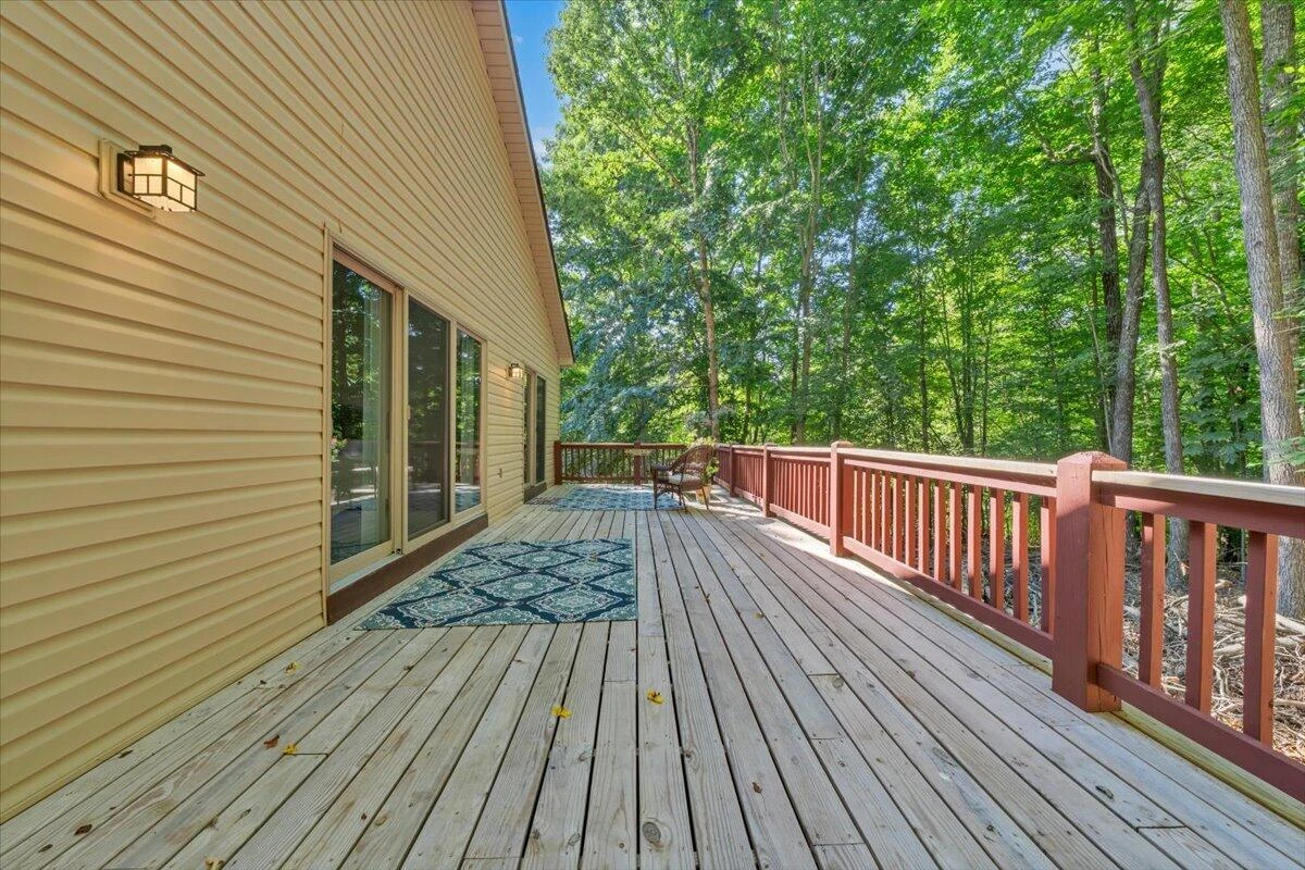 109 Creeden DR - Photo 38