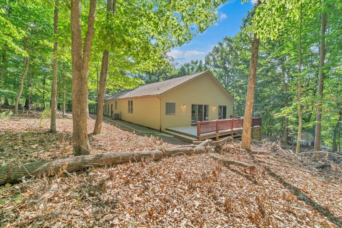 109 Creeden DR - Photo 40