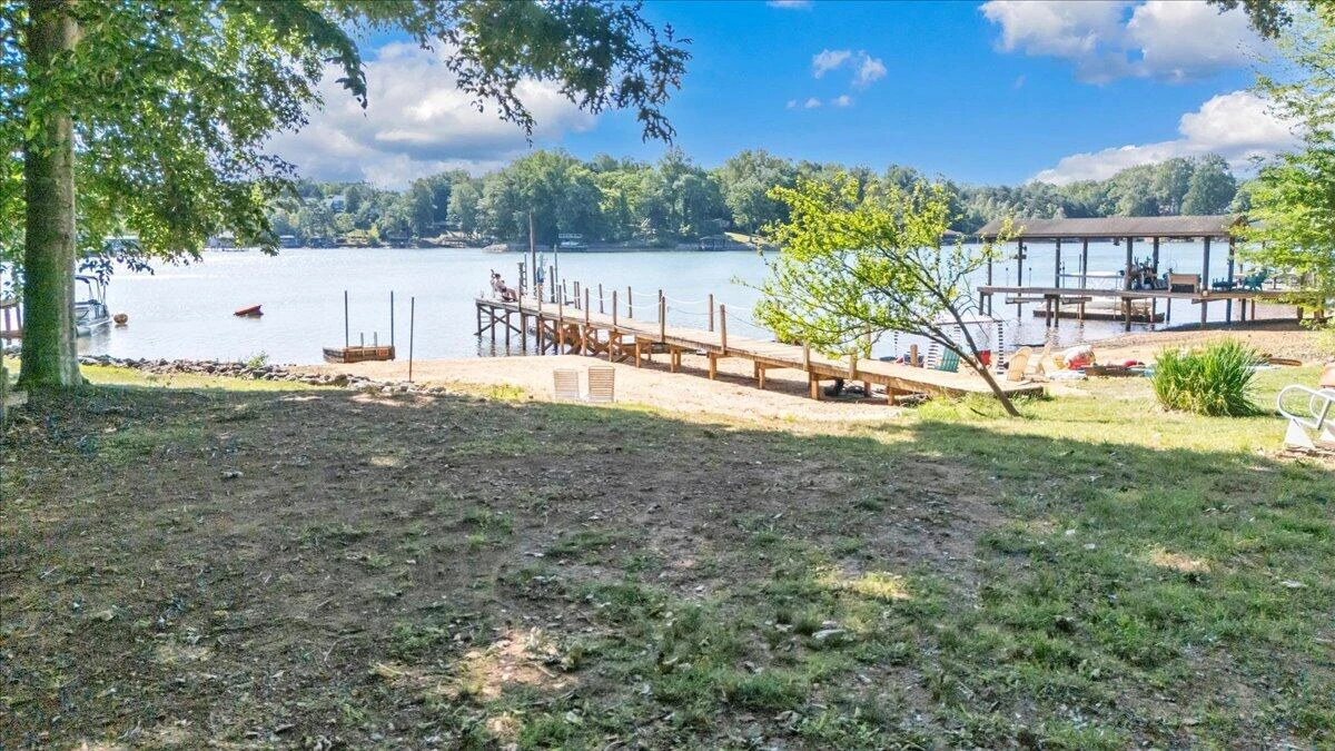 109 Creeden DR - Photo 46